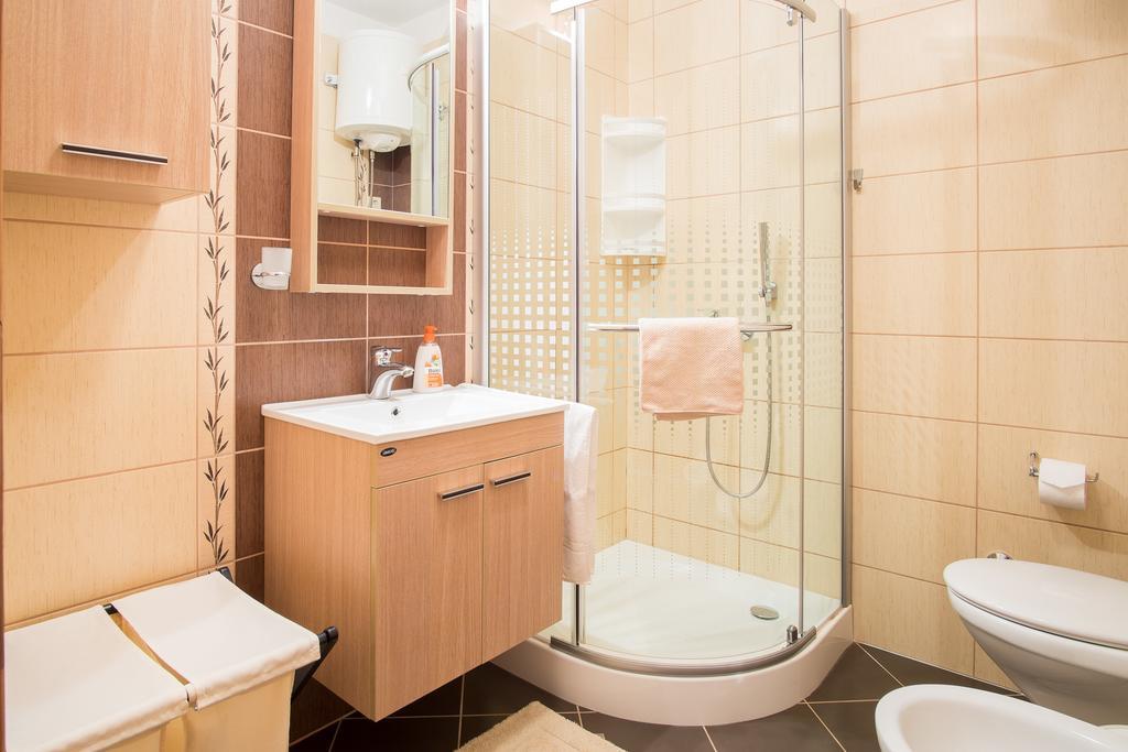 The Golden Island Apartments Krk Town Ruang foto