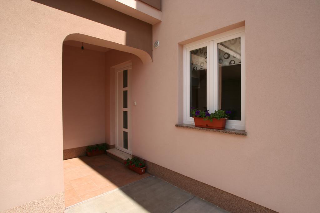 The Golden Island Apartments Krk Town Bagian luar foto